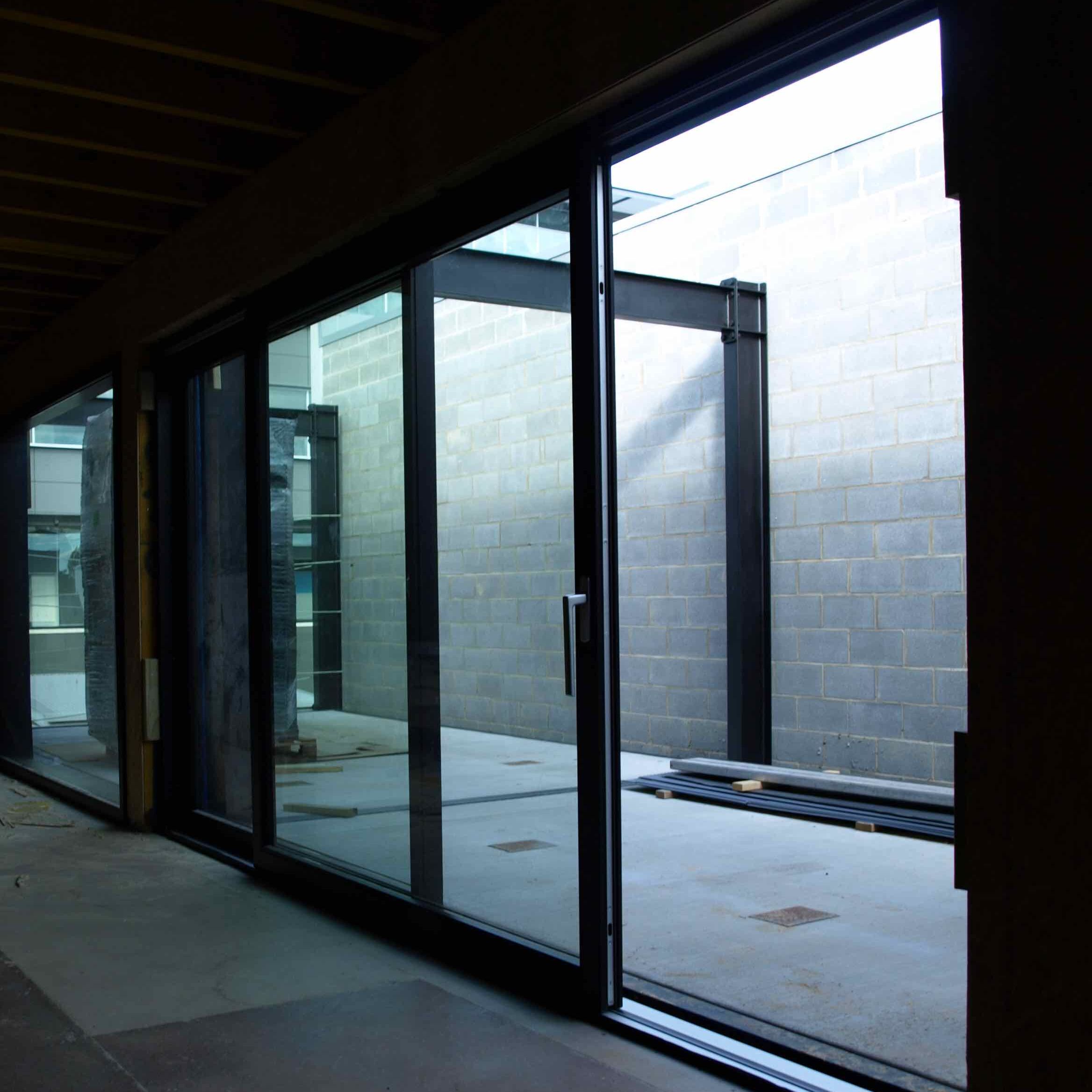 ETW+D_Kingston_ACT_Passive_House_Lift&SlideDoors