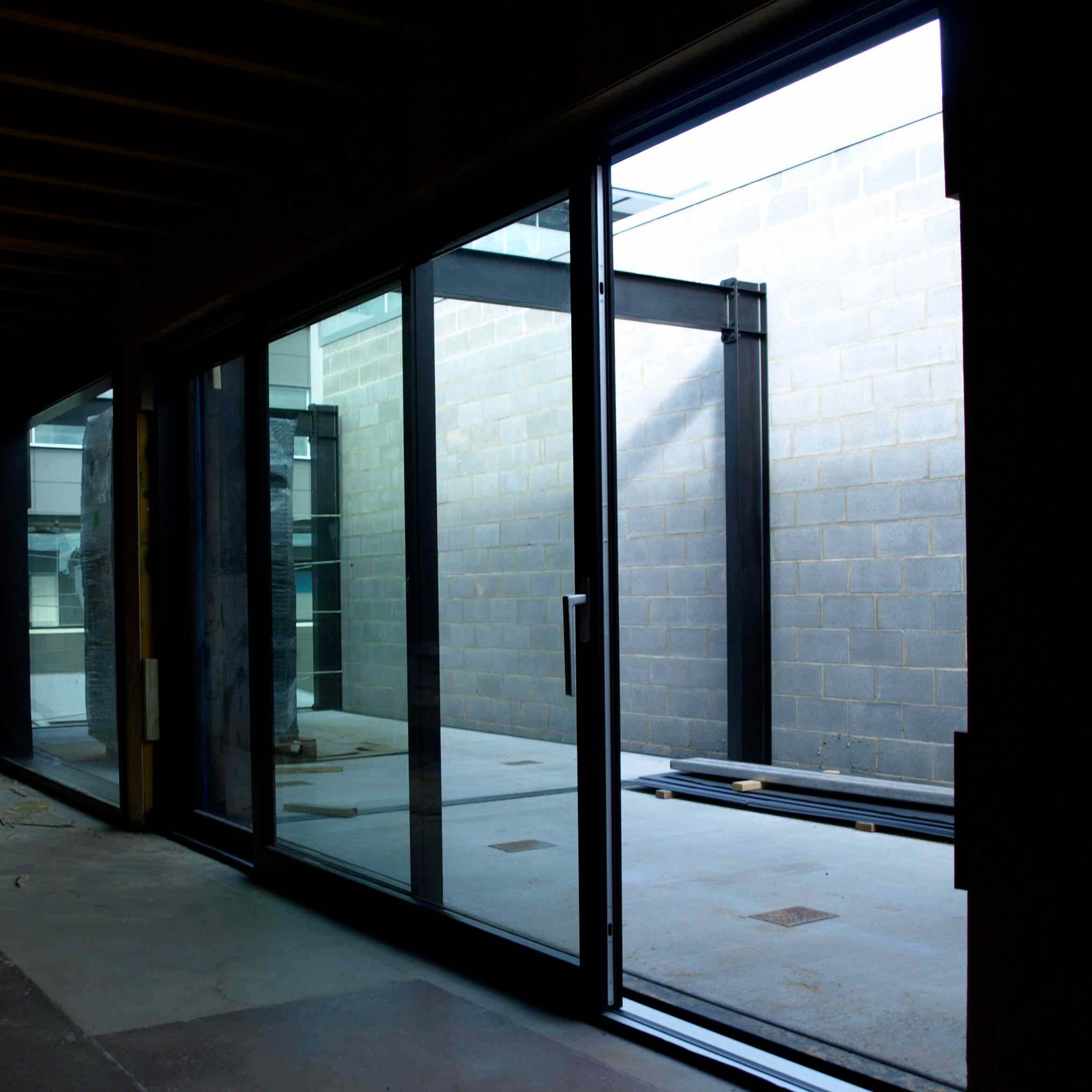 ETW+D_Kingston_ACT_Passive_House_Lift&SlideDoors