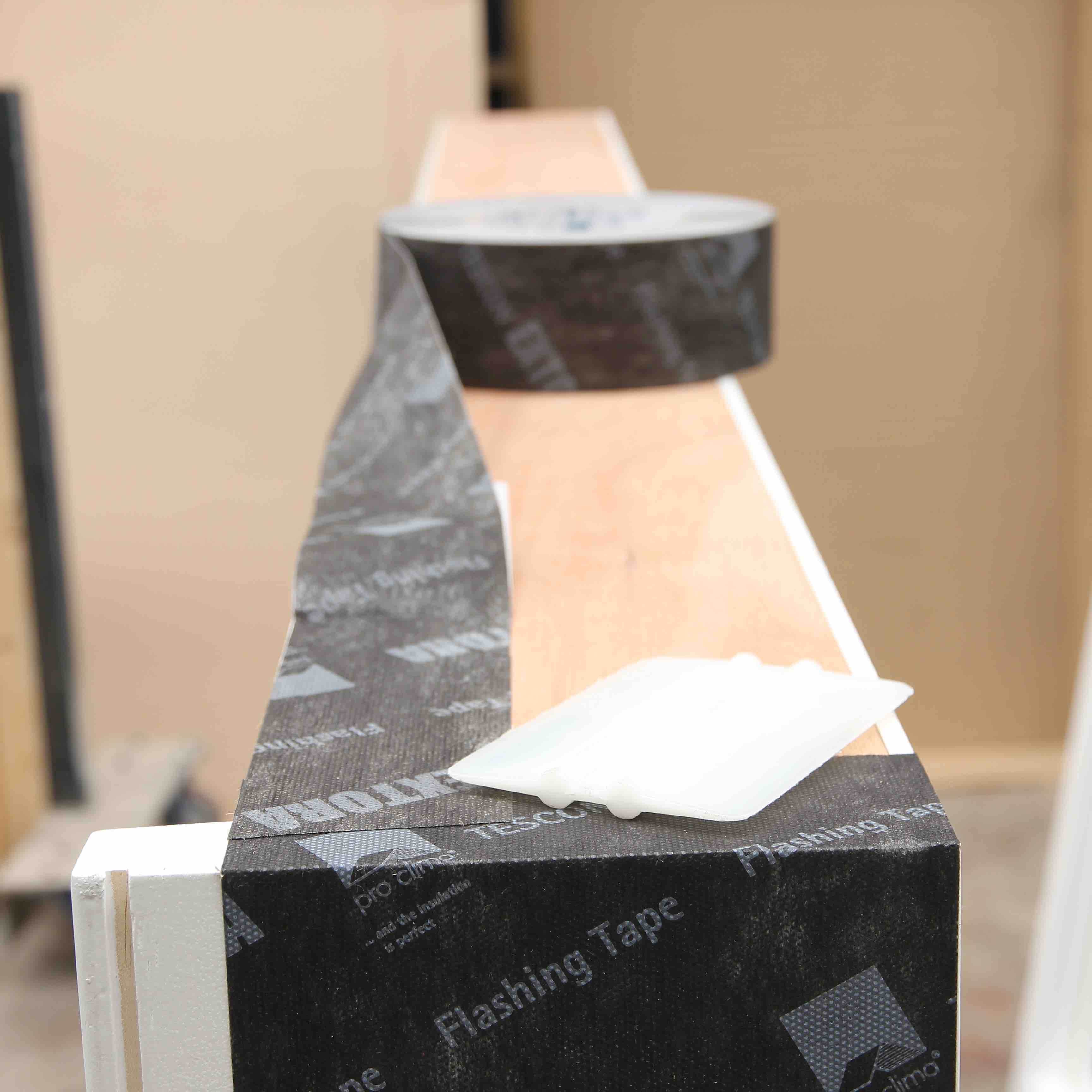 ETW_Cords&Weights_BoxSashDH_TapingAirtightFlashing